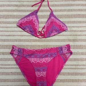 | BECCA | bikini. Size L.